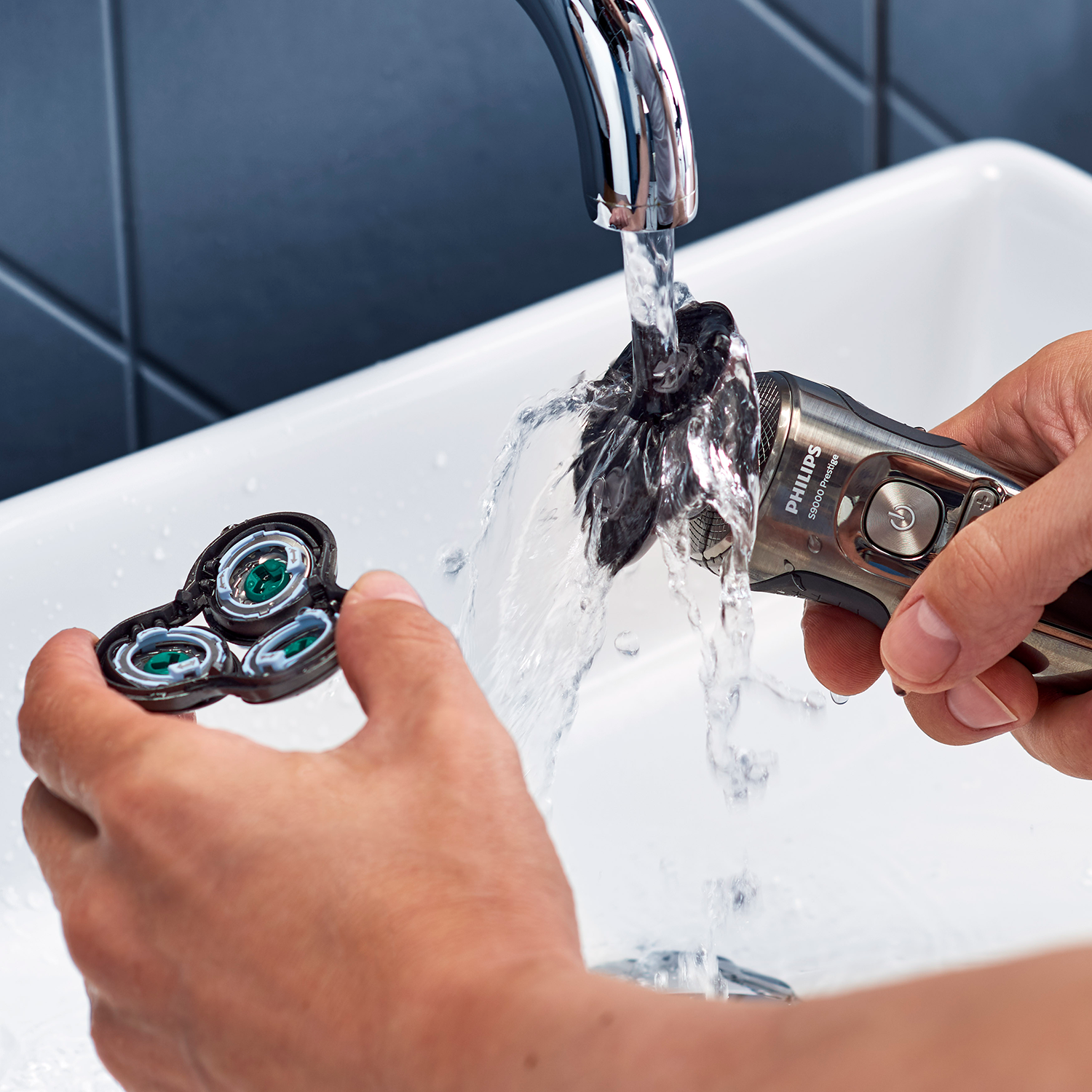 PHILIPS Shaver Series 9000 Prestige SP9820/12