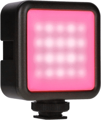 Une lumière LED noire et carrée avec une lueur rose. Elle a 16 petites lumières blanches et une vis de montage.