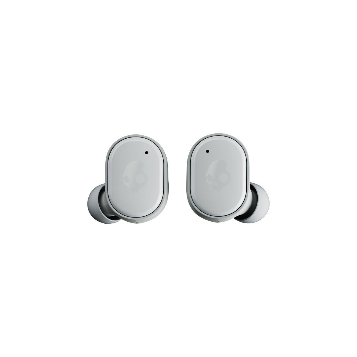 Paar graue Ohrhörer auf weißem Hintergrund. Skullcandy-Logo sichtbar.