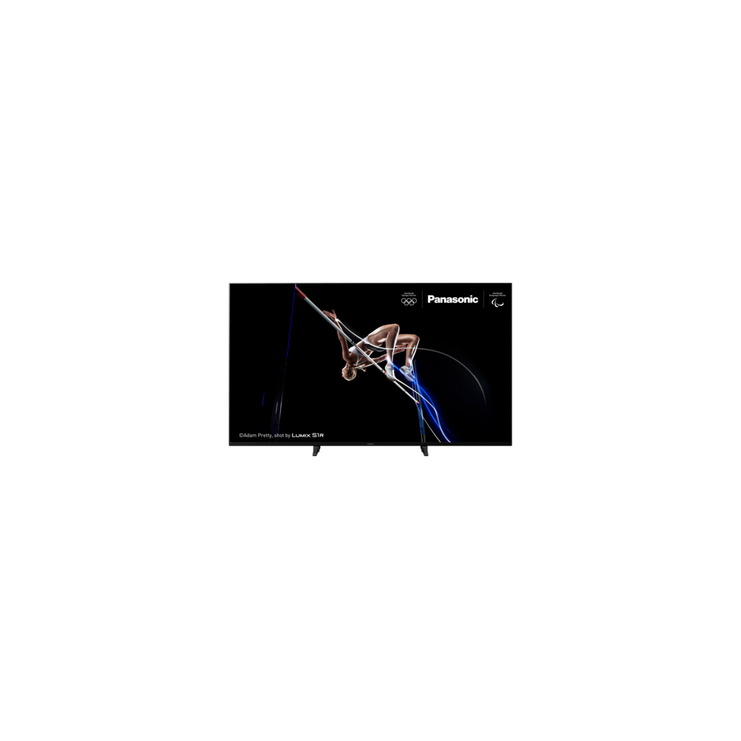 Pantalla de TV mostrando a una gimnasta, con el logotipo de Panasonic y los anillos olímpicos.