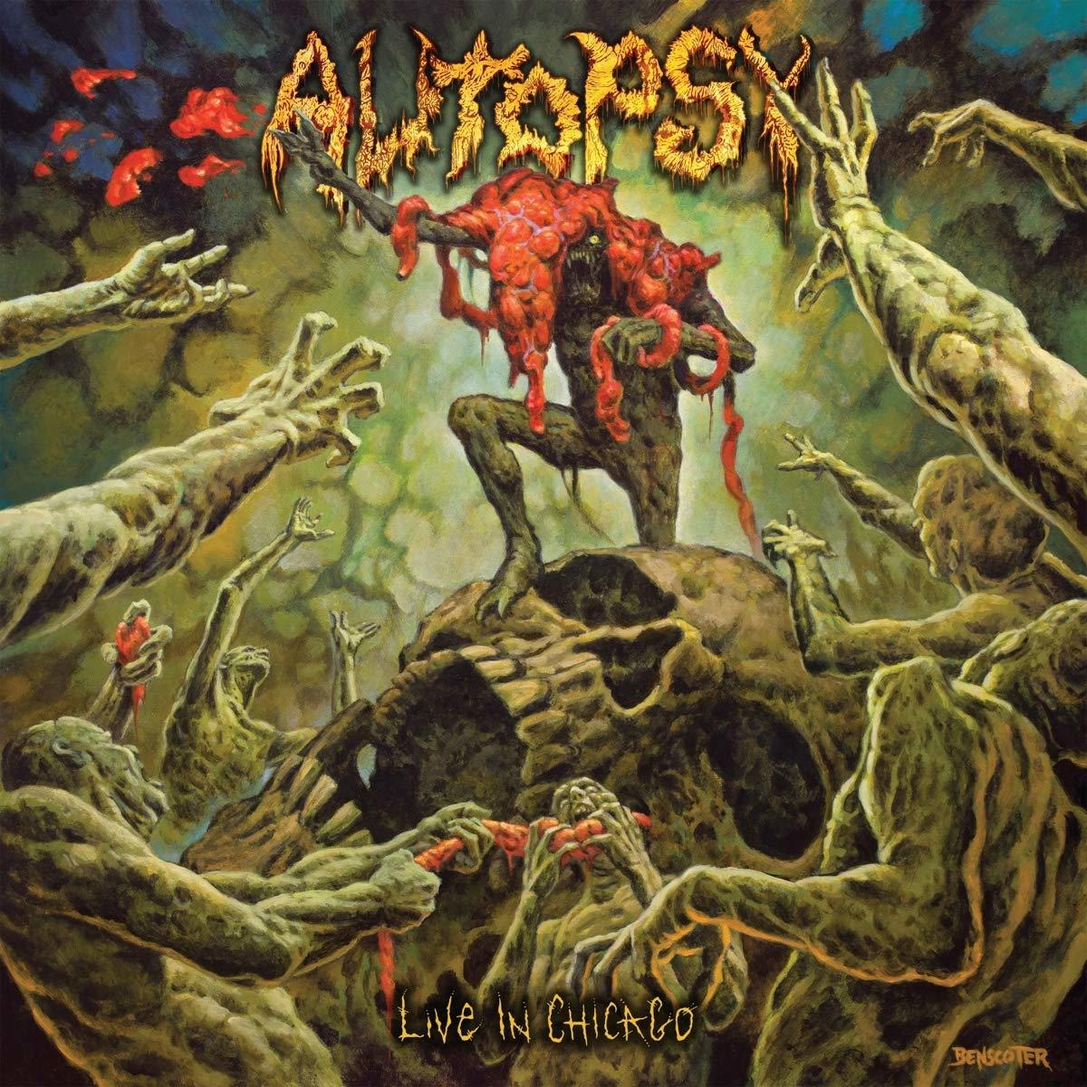 Albumcover für Autopsys Live in Chicago. Gruselige Szene mit Figuren.