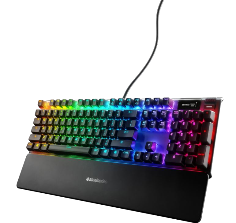Siyah bilek desteği olan RGB arkadan aydınlatmalı oyun klavyesi. Siyah arka plan.