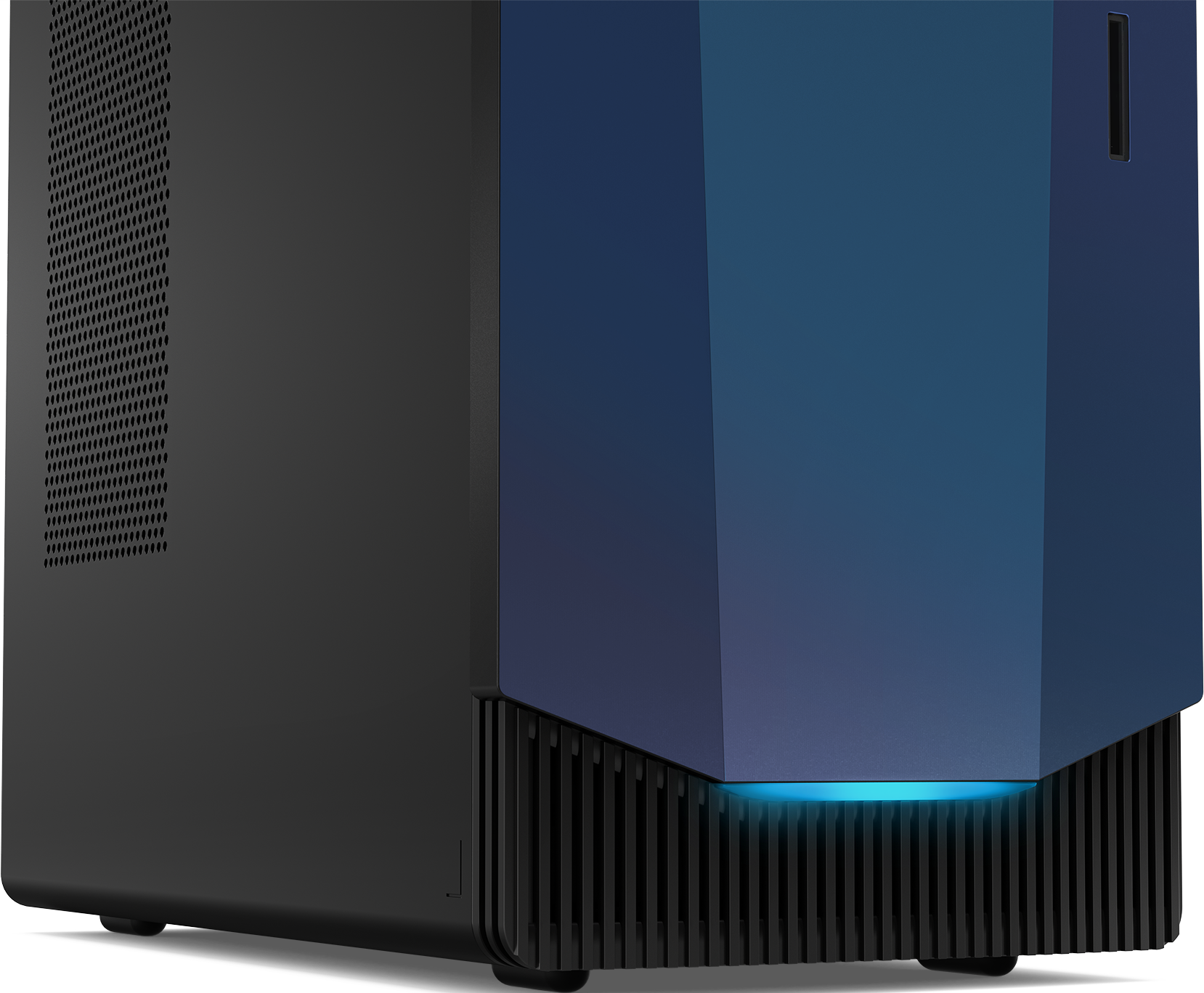 Schwarzes Computergehäuse mit blauem Farbverlauf vorne. Mit Luftschlitzen und leuchtendem Licht.