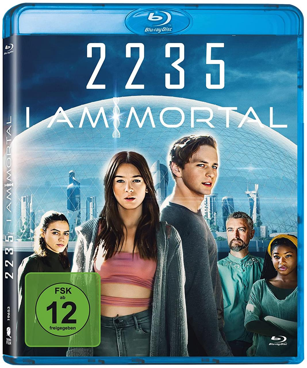 Filmcover mit einer Gruppe von Menschen, Titel 2235 und Bewertung.