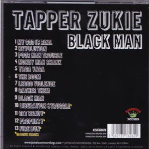 CD-Hülle mit Titelliste: Tapper Zukie Black Man Album. Schwarzes Cover mit weißem Text.