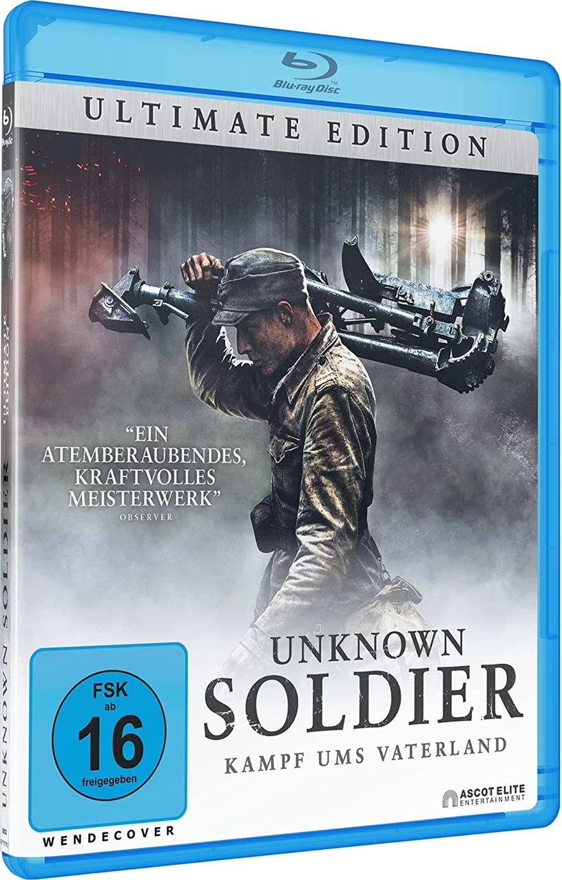 Blu-ray-Filmcover: Ein Mann trägt eine Waffe, Text 'Unknown Soldier' und ein blaues Gehäuse.