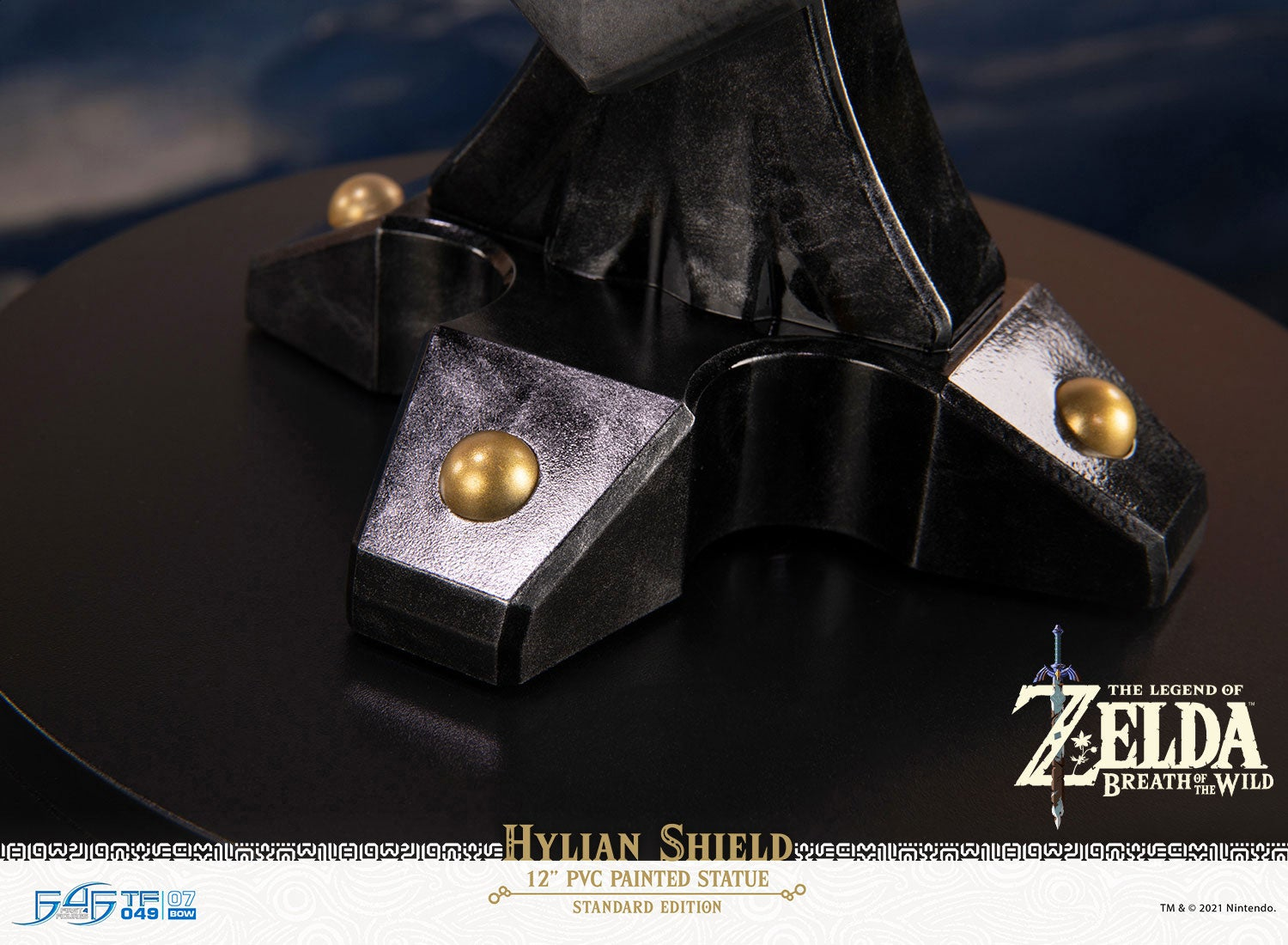 FIRST 4 FIGURE The Legend of Zelda : Breath of the Wild - Hylian Shield (StandardEdition) - statue (Multicolore)