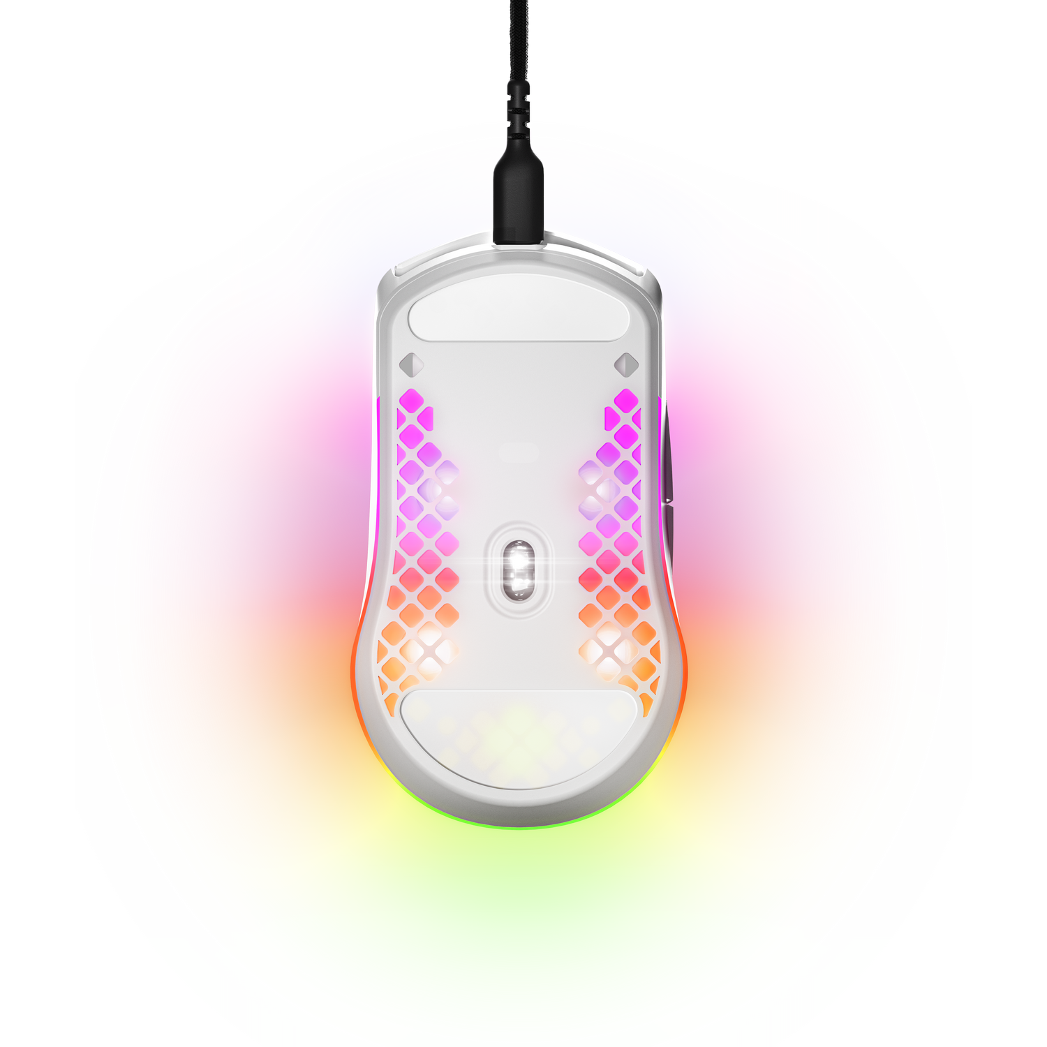 Un ratón gaming blanco con un patrón de luz RGB colorido sobre un fondo negro.