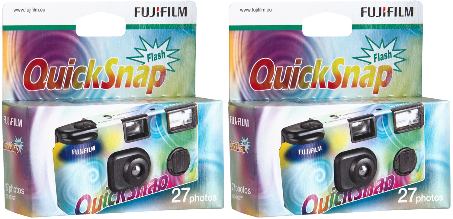Twee Fujifilm QuickSnap camera's in verpakking. De camera's zijn zwart-wit met flits.