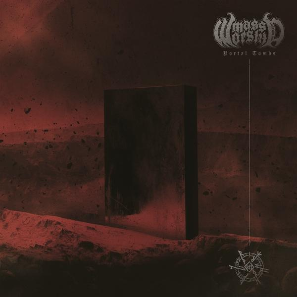 Album borító. Sötét, absztrakt tájkép, fekete téglalap alak. Szöveg: Moss Worship, Portal Tombs.