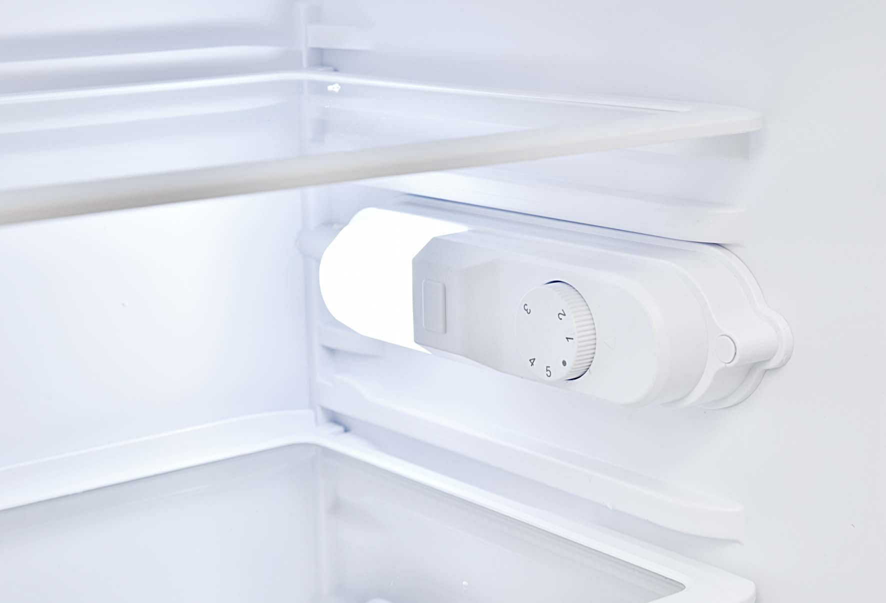 RESPEKTA KS1220 Kühlschrank (200 l, E, 1225 mm hoch, Weiß)