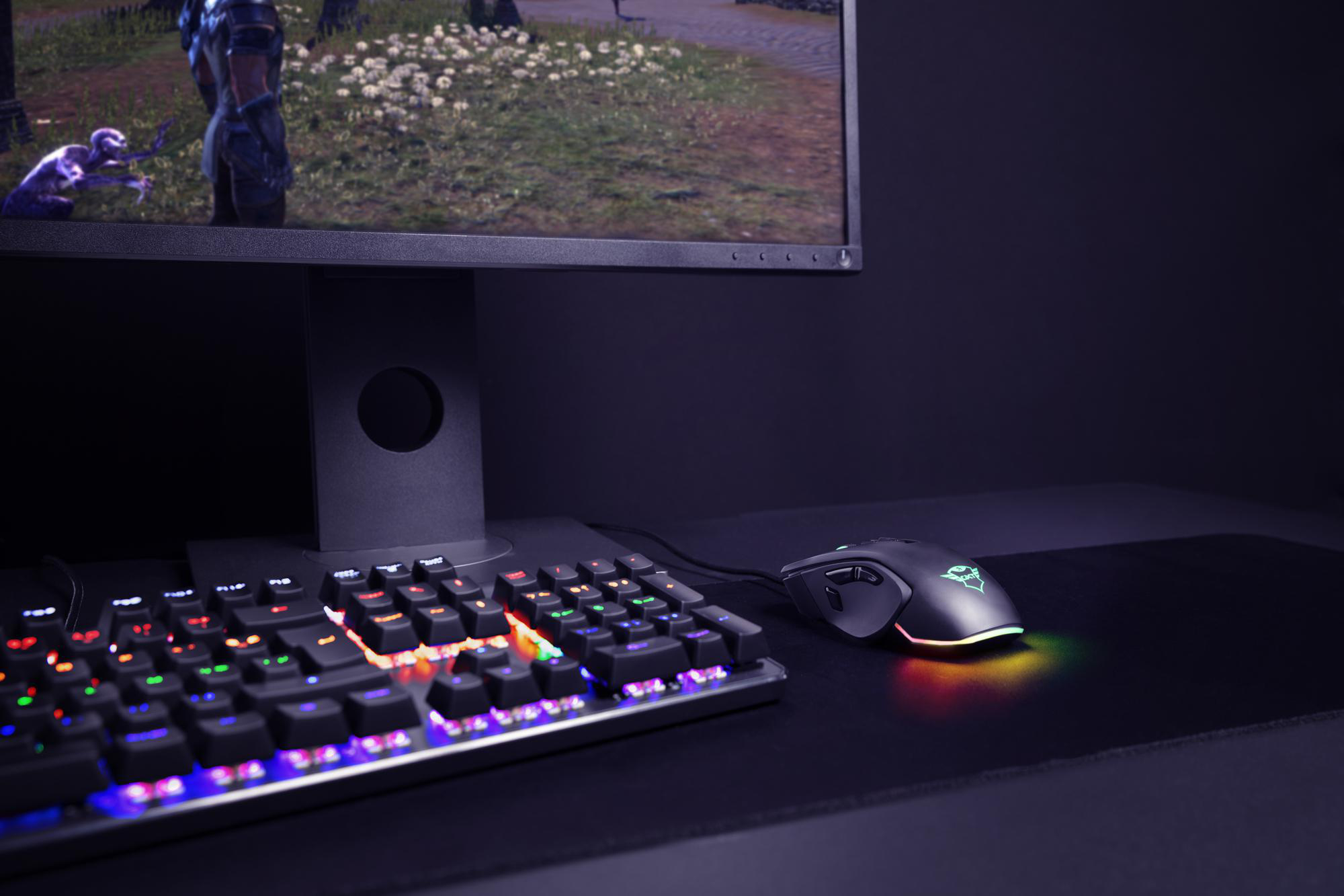 TRUST GXT 970 Morfix Gaming Maus mit RGB und Anpassbaren Seitenplatten - Schwarz