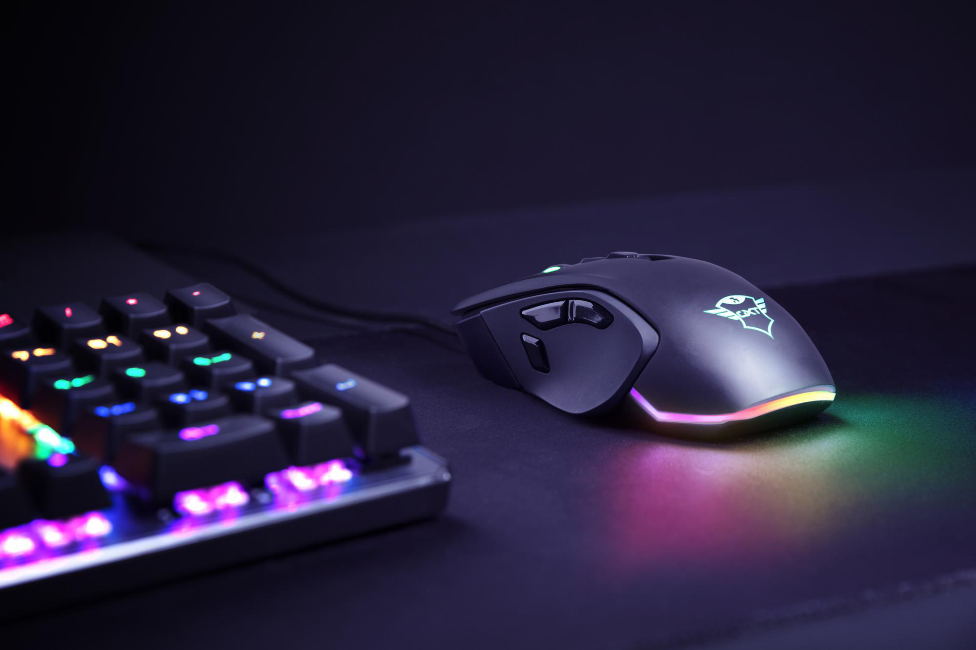 TRUST GXT 970 Morfix Gaming Maus mit RGB und Anpassbaren Seitenplatten - Schwarz