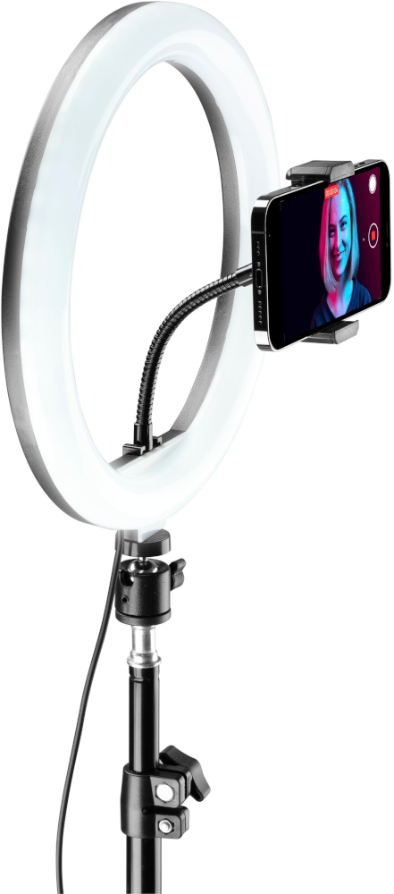 Ringlicht met een telefoon bevestigd. De telefoon toont het gezicht van een persoon.