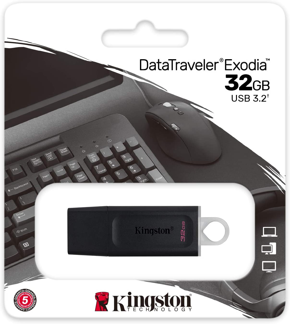 Fekete Kingston 32 GB-os USB meghajtó fekete felületen, billentyűzettel és egérrel.