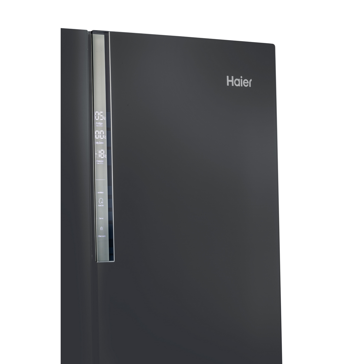 Primer plano de una puerta de refrigerador negra con pantalla digital y el logotipo 'Haier'. Muestra controles.