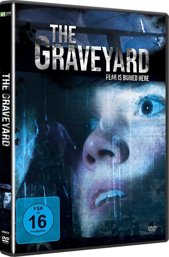 Das Cover der DVD The Graveyard. Ein Gesicht einer Frau mit ängstlichem Ausdruck, dunkler Hintergrund.