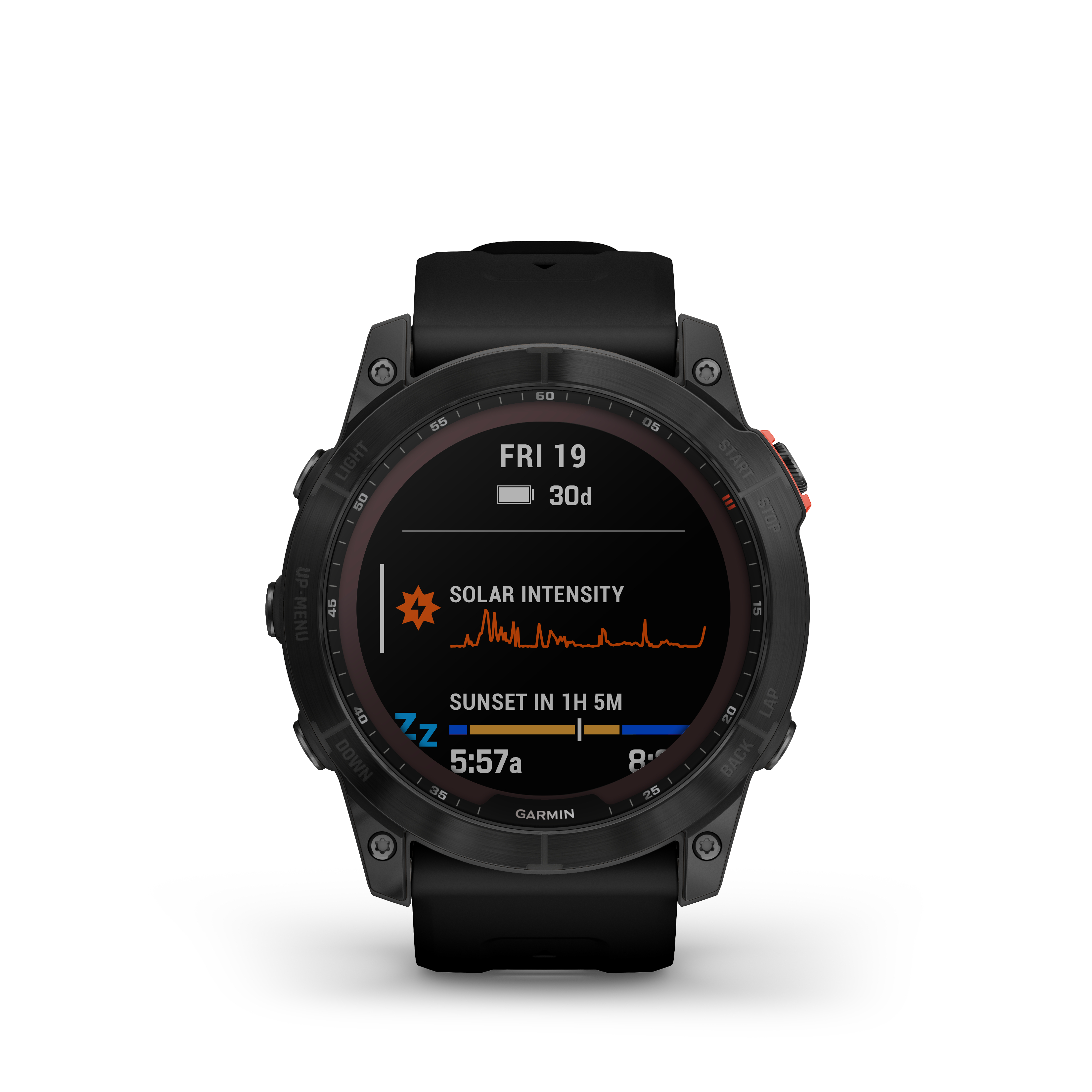 Eine schwarze Smartwatch mit Anzeige von Sonnenintensität, Uhrzeit und Akkulaufzeit auf weißem Untergrund.