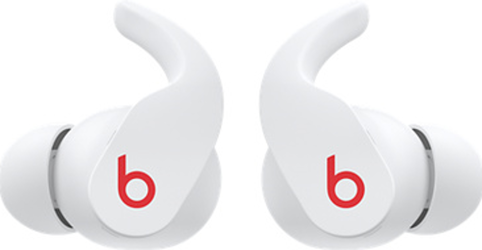 Weiße kabellose Ohrhörer mit roten 'b'-Logos. Sie sind angewinkelt und zeigen den Ohrhaken und die Spitzen.