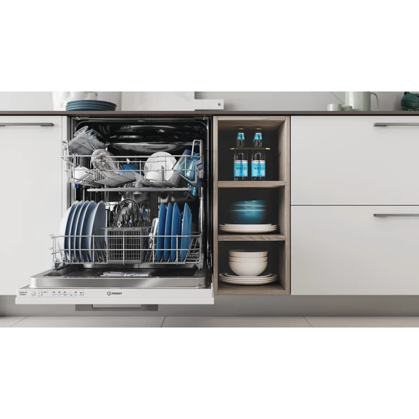 INDESIT Lave-vaisselle encastrable F (DIE 2B19)