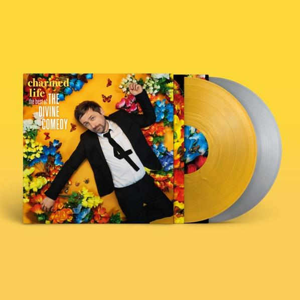A The Divine Comedy album borítója. Öltönyös férfi virágokkal, pillangókkal körülvéve. Arany és ezüst bakelit lemezek sárga háttéren.