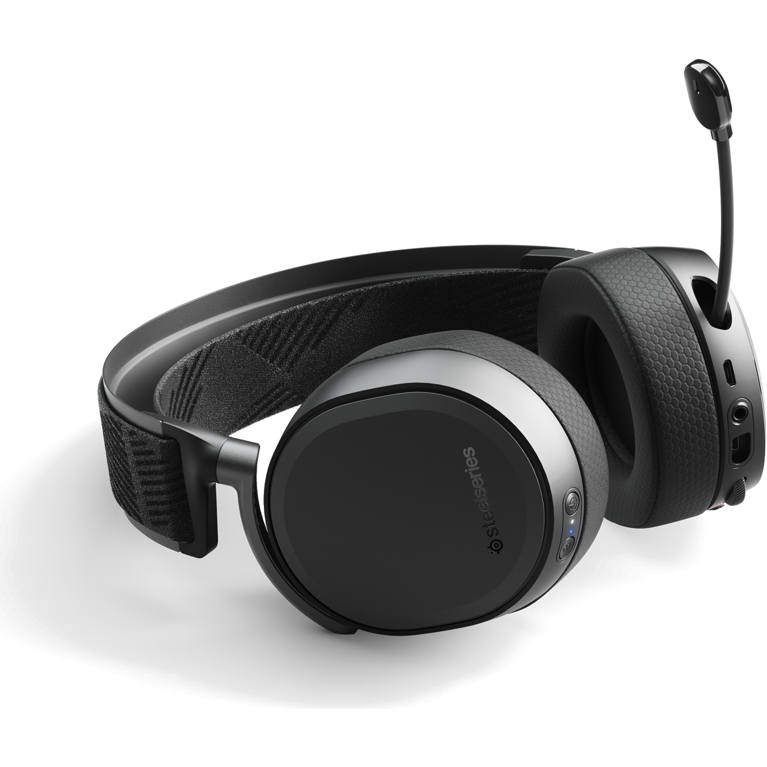 Mikrofonlu siyah SteelSeries kulak üstü kulaklıklar. Arka plan beyazdır.