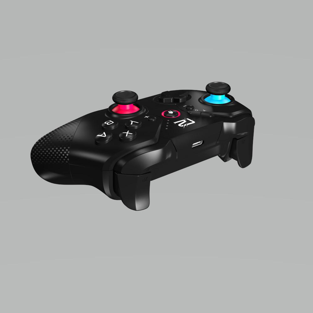 Ein schwarzer Gamecontroller mit roten und blauen Daumensticks und verschiedenen Tasten.