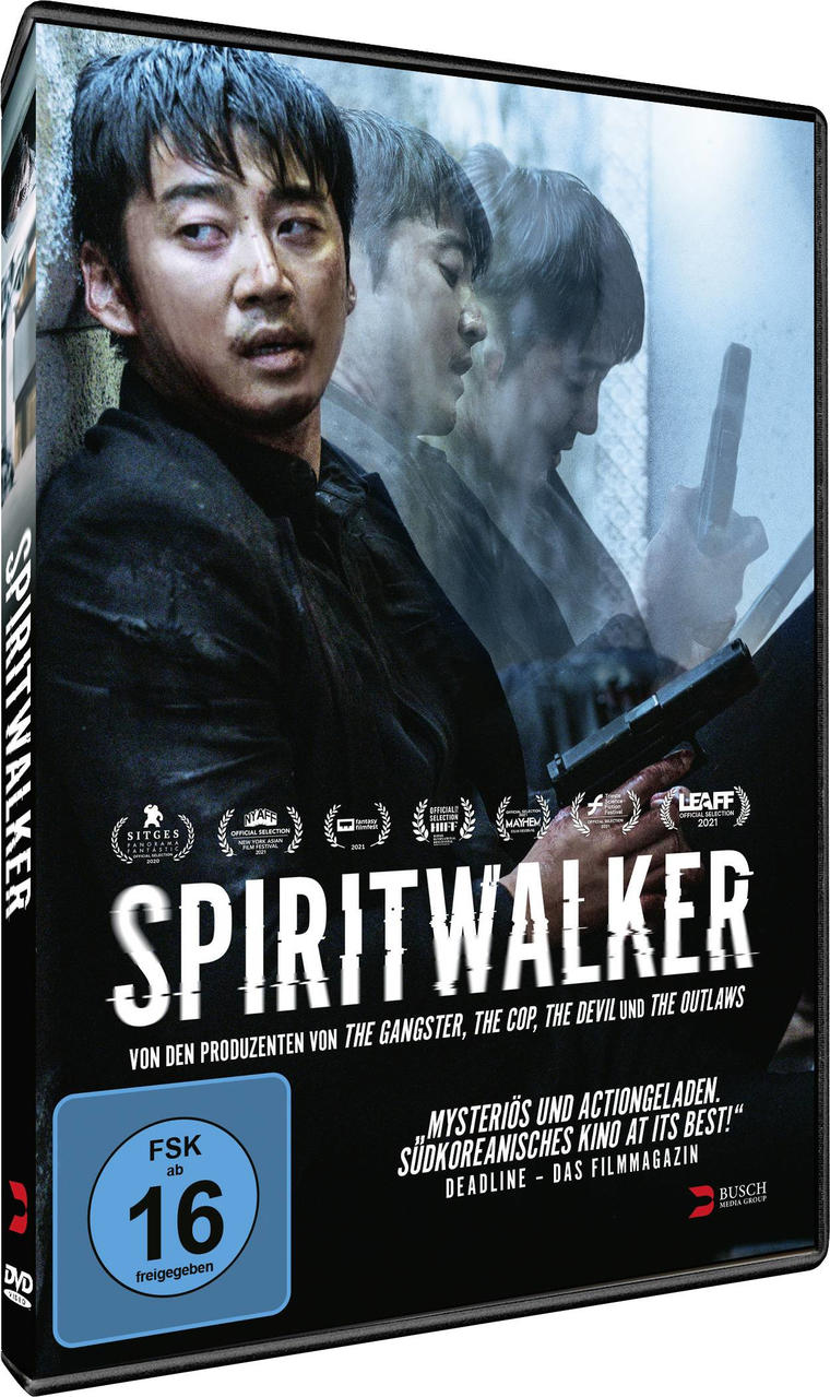 DVD-Cover für den Film 'Spiritwalker'. Enthält Schauspieler, eine Waffe und Textüberlagerung.