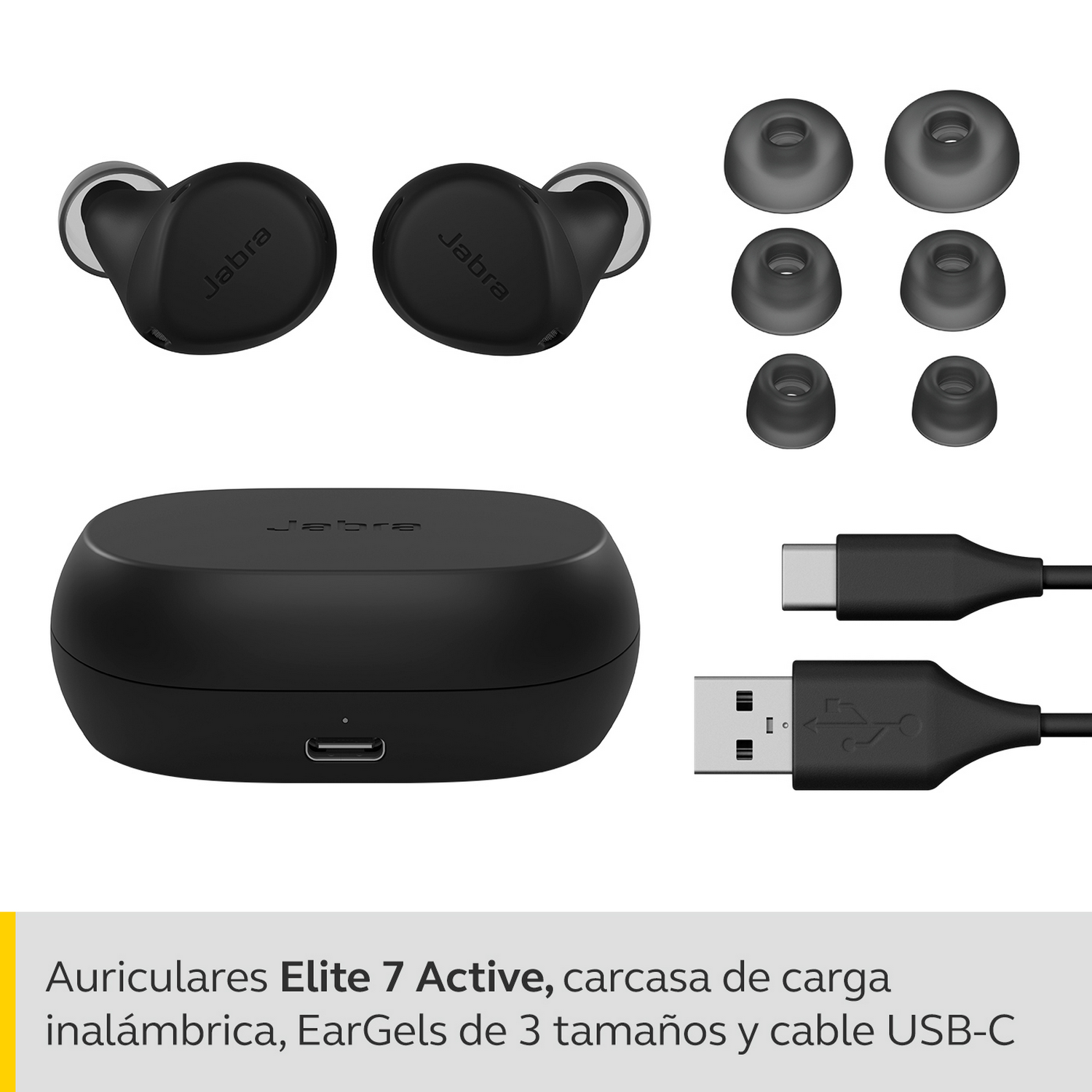 Auriculares negros, estuche de carga y cable USB-C, todo sobre fondo blanco.