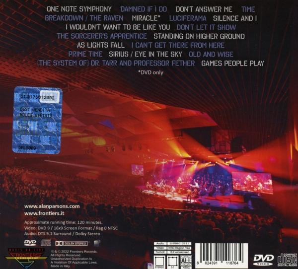 CD-Cover mit Konzertszenen und Titelliste. Das Cover ist für eine DVD.