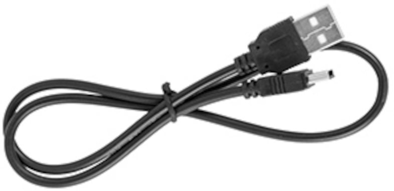 Fekete USB-DC tápkábel, hurkolt. Fehér háttéren elszigetelve.
