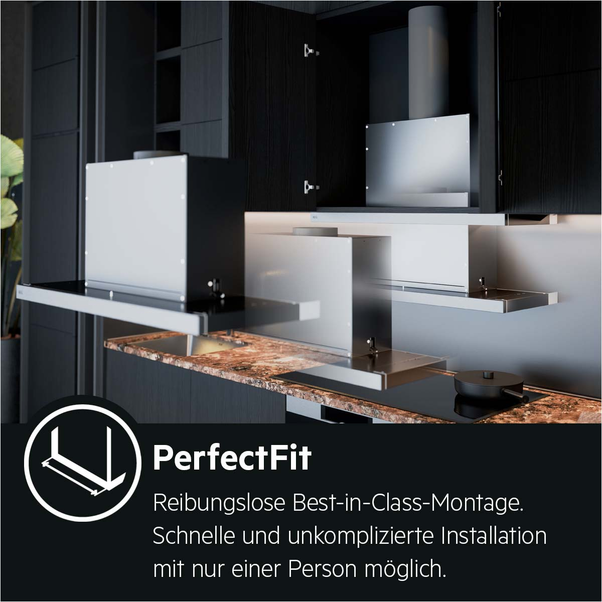 Installierte Dunstabzugshaube. Ein schwarzes und silbernes Gerät über einem Kochfeld, mit PerfectFit-Text.