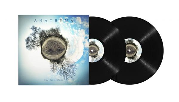 Anathema Albumcover und zwei schwarze Vinyl-Schallplatten. Das Cover zeigt Landschaft in einer Kugel.