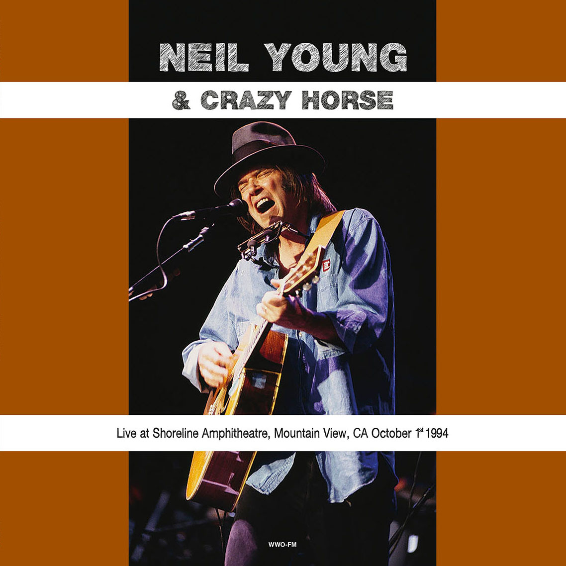 Neil Young & Crazy Horse - Live At Shoreline Amphitheatre, Mountain View, CA October 1st 1994 (180 gram Edition) (Green Vinyl) (Vinyl LP (nagylemez))