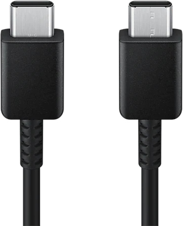 Deux câbles USB-C noirs avec des connecteurs à chaque extrémité. Les câbles sont côte à côte.
