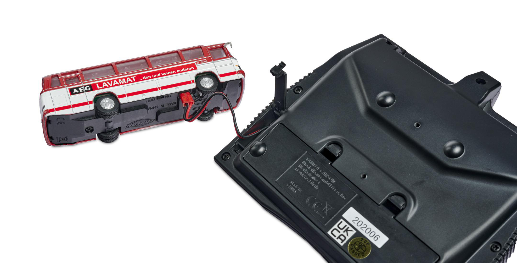 CARSON 1:87 MB Bus O 302 2.4GHz 100% RTR rot, ferngesteuertes Fahrzeug R/C Spielzeugauto, Rot