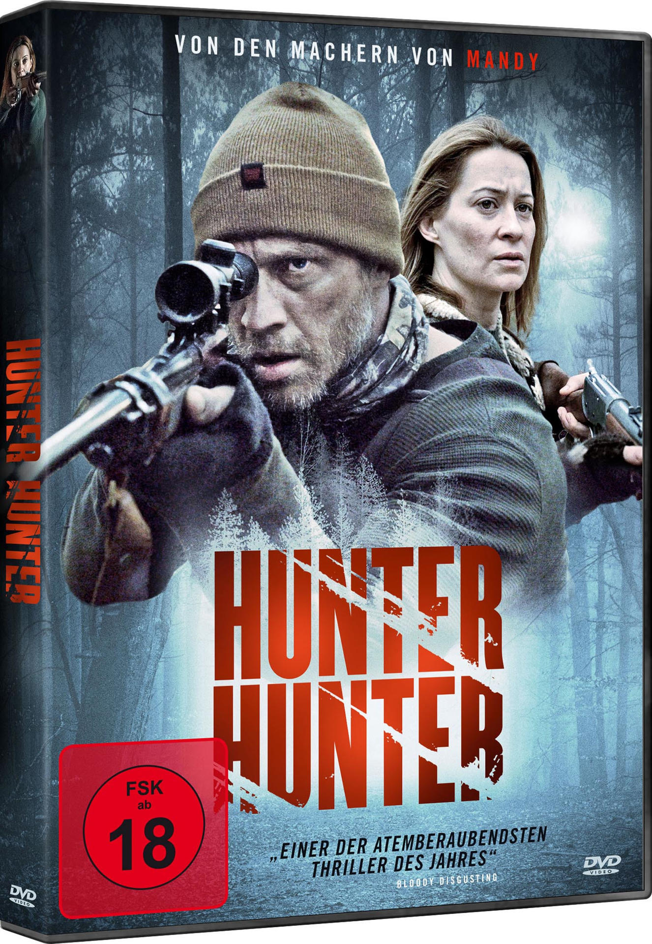 DVD-Cover mit einem Jäger, der ein Gewehr anvisiert, der Titel lautet Hunter Hunter. Hintergrund ist ein Wald.