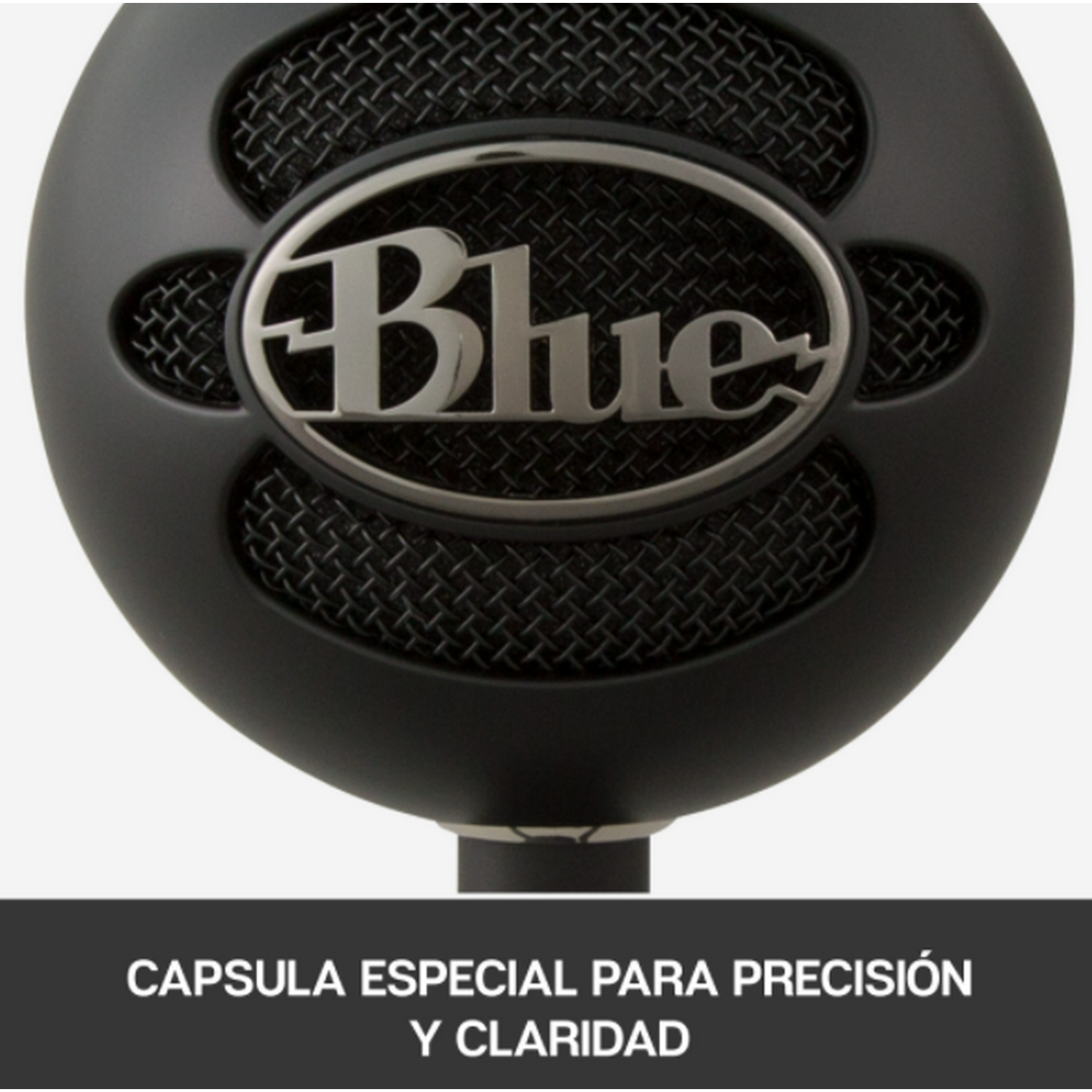 Primer plano de micrófono negro con rejilla de malla y palabra 'Blue'. Texto dice 'Cápsula especial'.