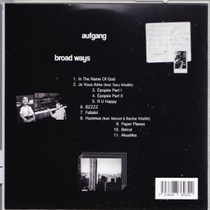 Albumcover mit Text und Bildern in Schwarzweiß. Es hat eine Liste von Songs.