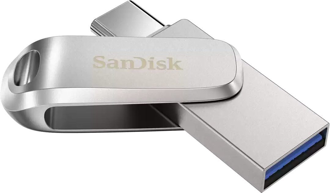 Silberner Sandisk USB-Stick. Er hat ein Drehdesign und einen USB-C-Anschluss. Der Markenname ist oben sichtbar.