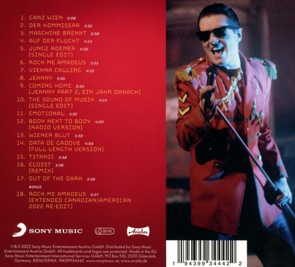 Pochette d'album avec un homme chantant dans un microphone, avec du texte et une liste de chansons.