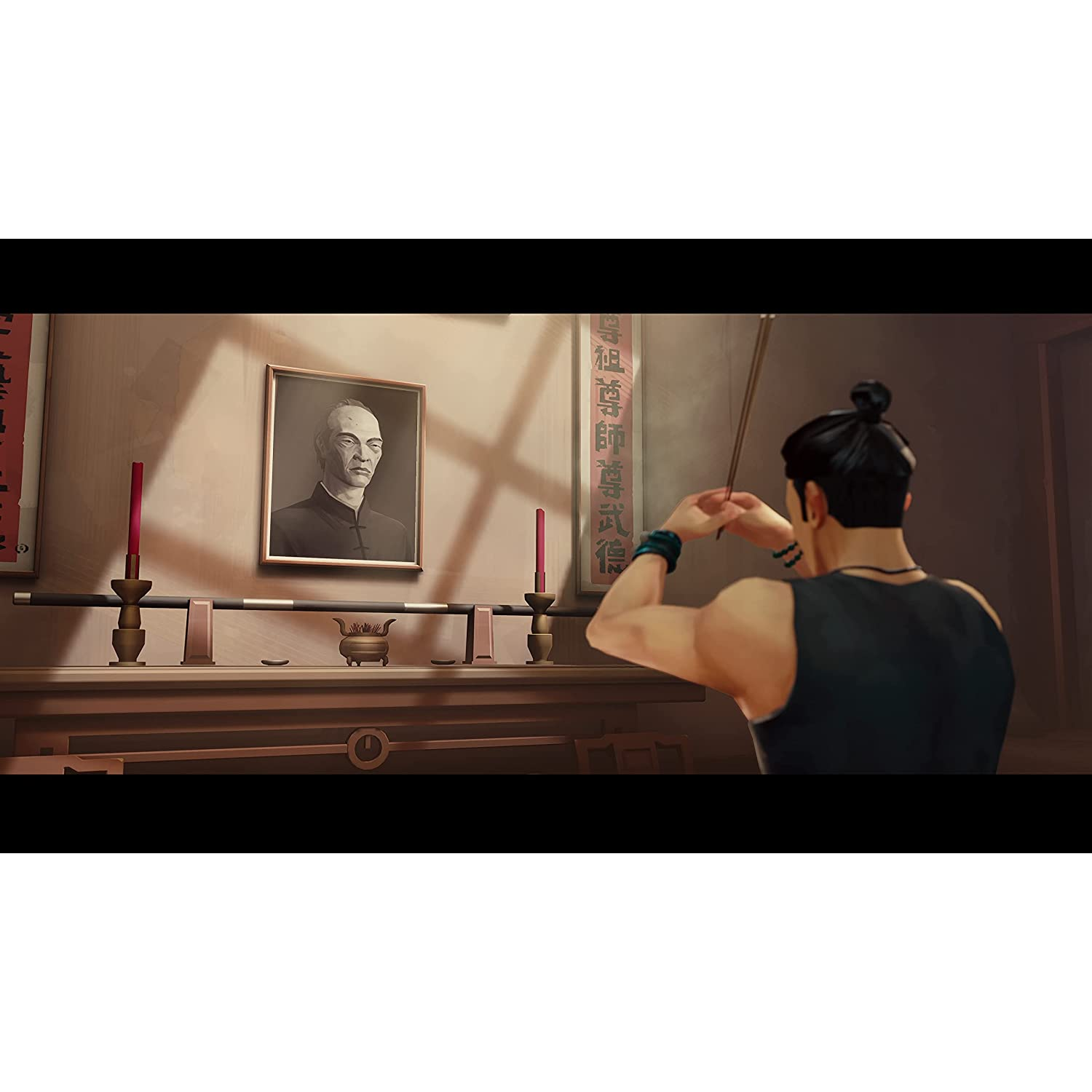 Un hombre en una escena del juego, frente a un retrato, sosteniendo palos, con velas e incienso.