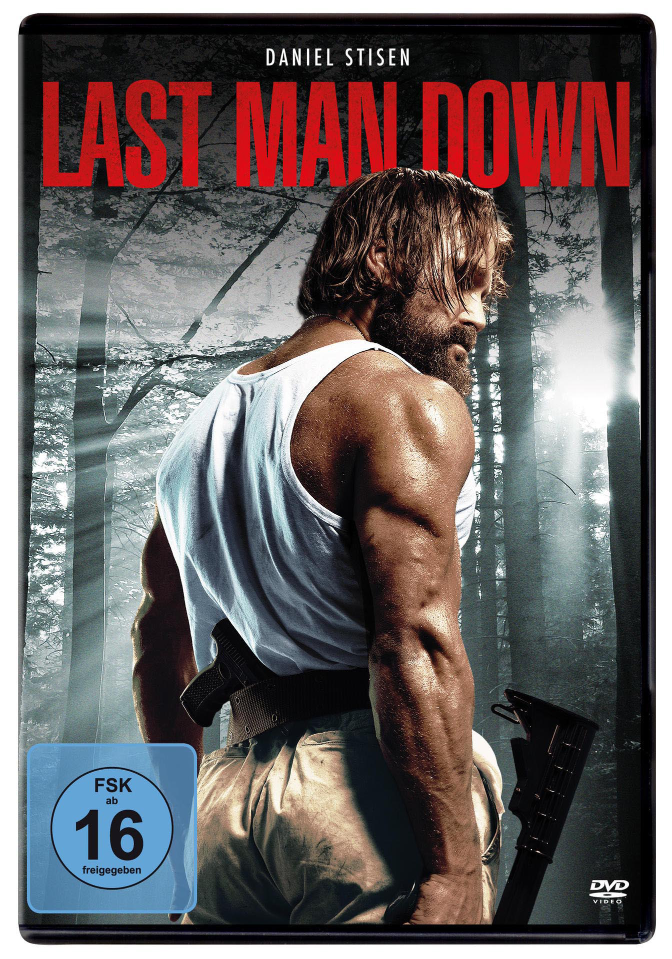 Film-DVD-Cover von 'Last Man Down' mit einem Schauspieler, der eine Waffe hält, in einer Waldumgebung.