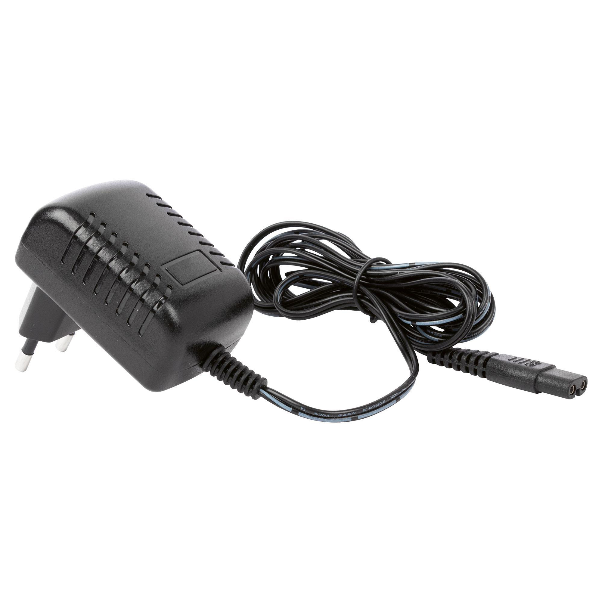 Ein schwarzes Netzteil mit schwarzem Kabel und Stecker.