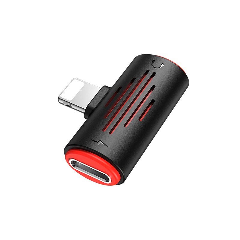 Fekete-piros adapter lightning csatlakozóval és USB-C porttal.