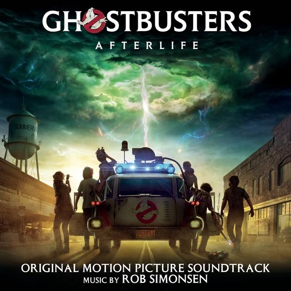 A Ghostbusters: Afterlife film plakátja, egy autóval és egy városképpel.