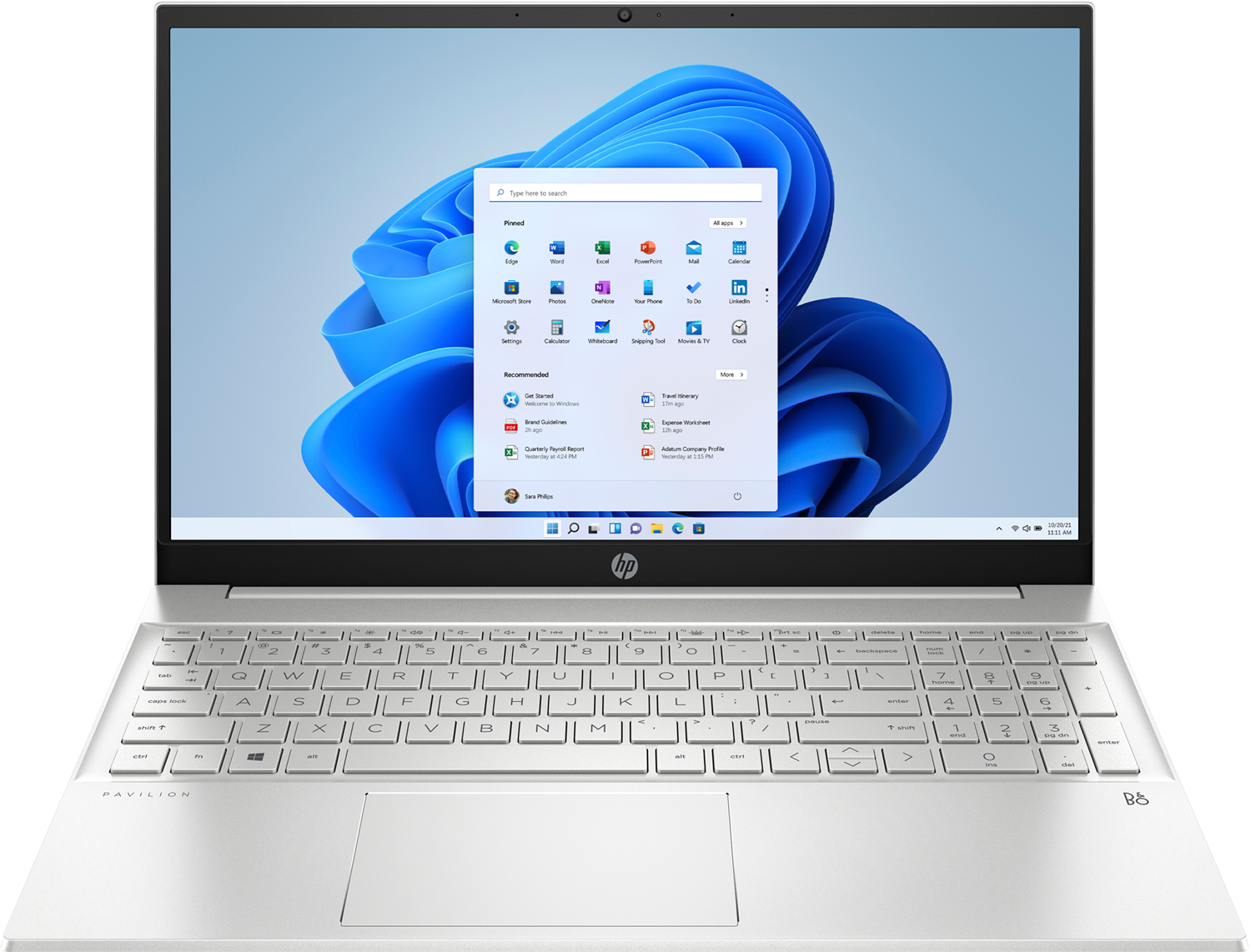 HP Pavilion laptop. Opengeklapt, zilverkleurig, toetsenbord zichtbaar, Windows 11.
