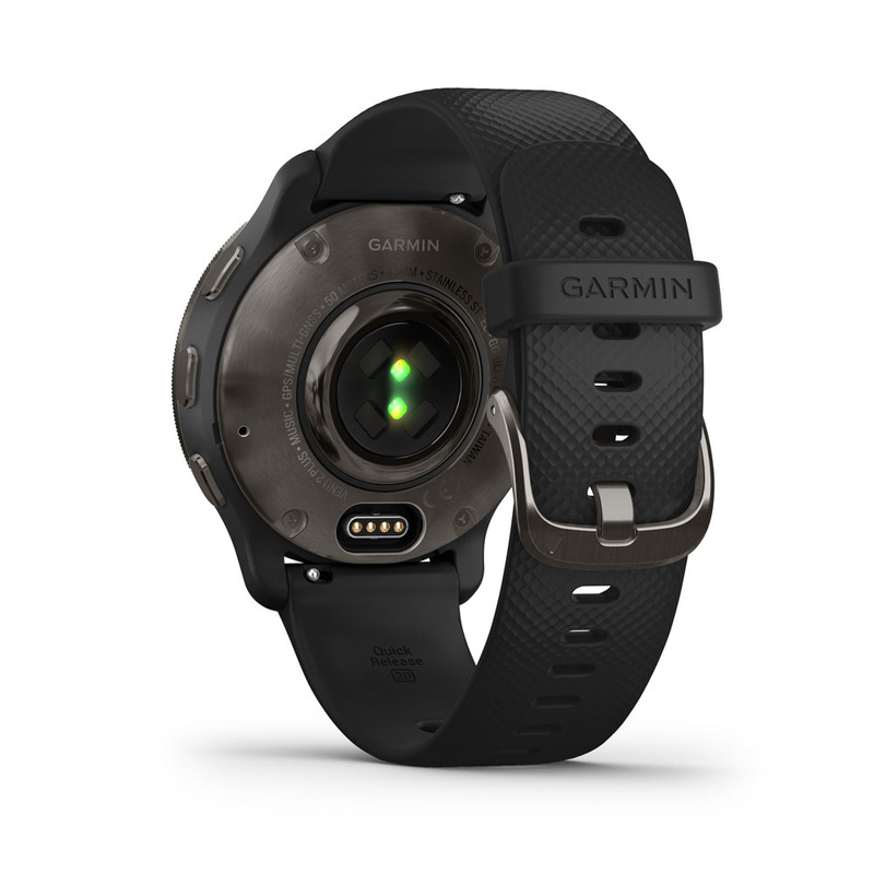 Fekete Garmin okosóra fekete szíjjal, hátulnézet, pulzusmérővel.