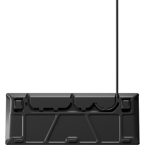 Siyah klavyenin alt tarafı, yapısal detaylar ve bir kablo ile.