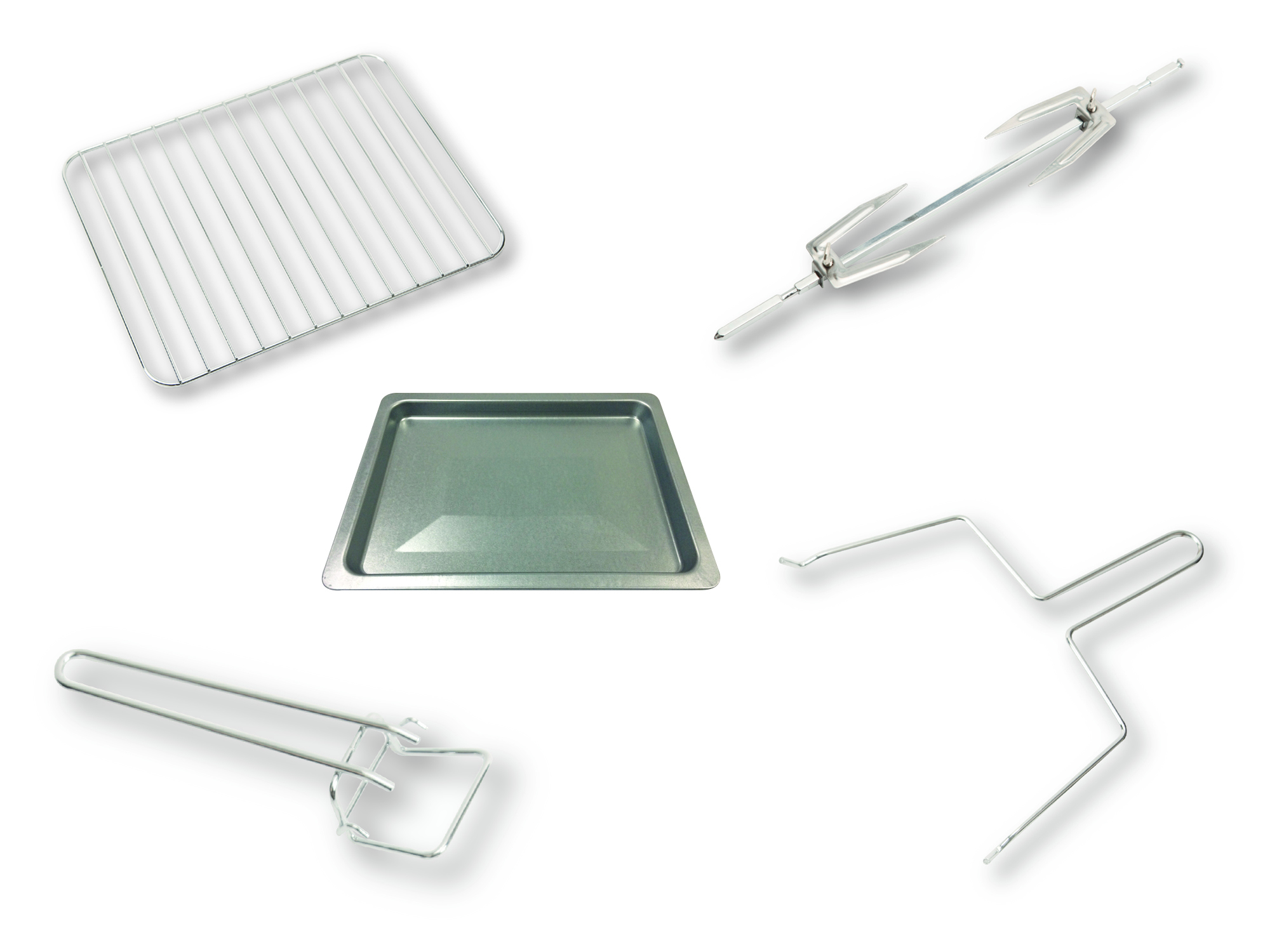 Backofenzubehör: Grill, Tablett und Drehspieß. Weißer Hintergrund, Licht von oben.